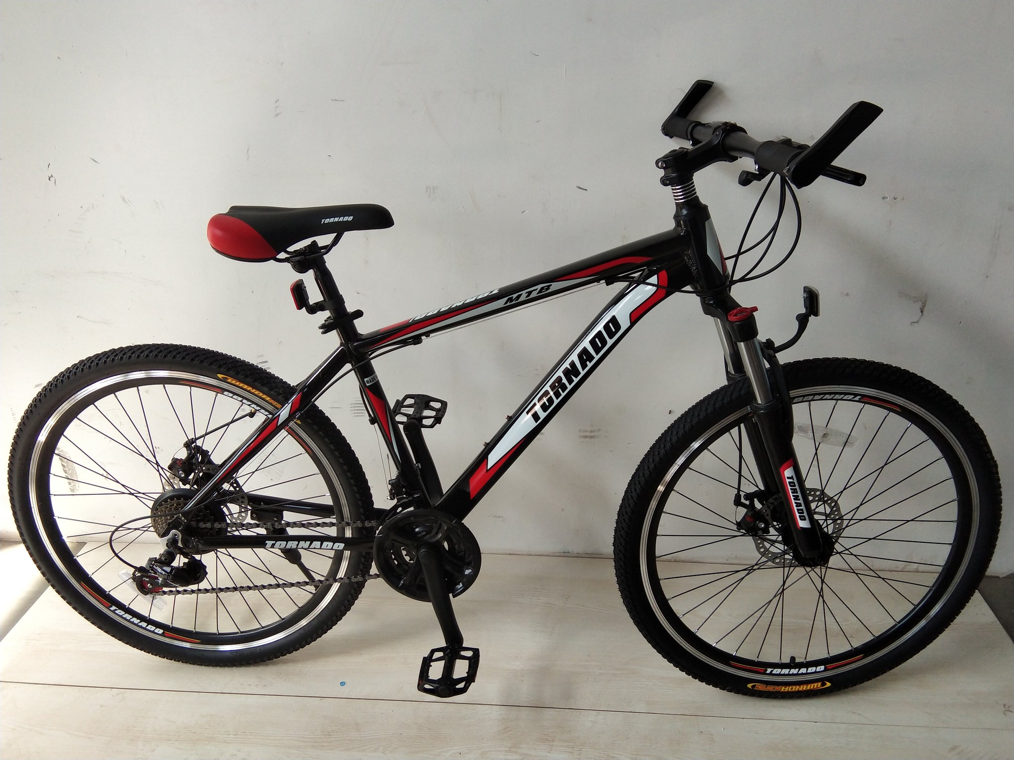 bicicleta shimano rodada 26 aluminio precio Bicicleta Montañera de 26" (SHIMANOBIKE26) – Karime Internacional S.A